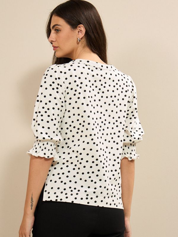 חולצת טי שרט נקודות