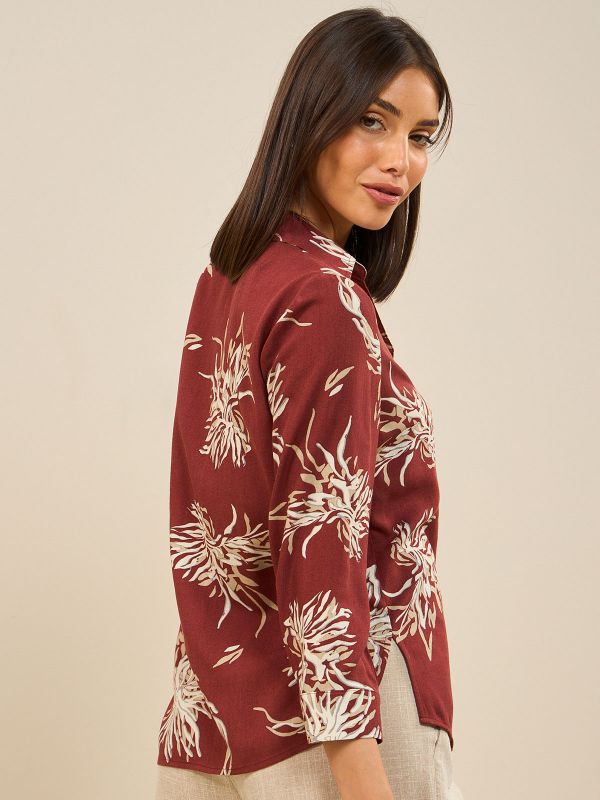 חולצה מכופתרת מודפסת