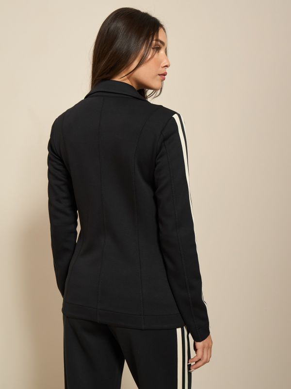 בלייזר ספורטיבי