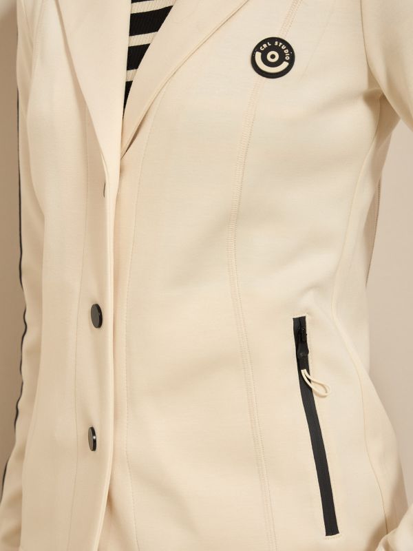 בלייזר ספורטיבי