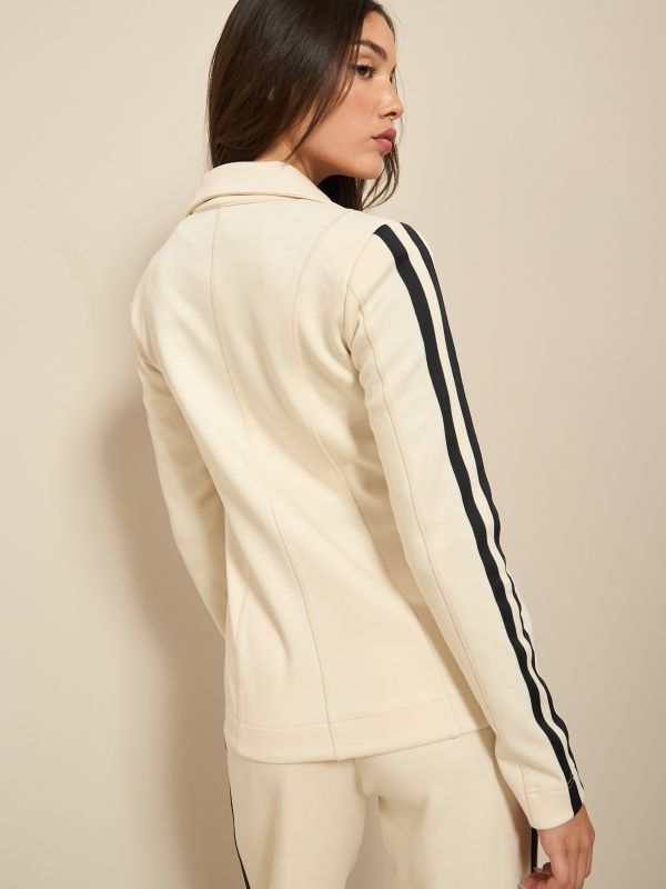 בלייזר ספורטיבי