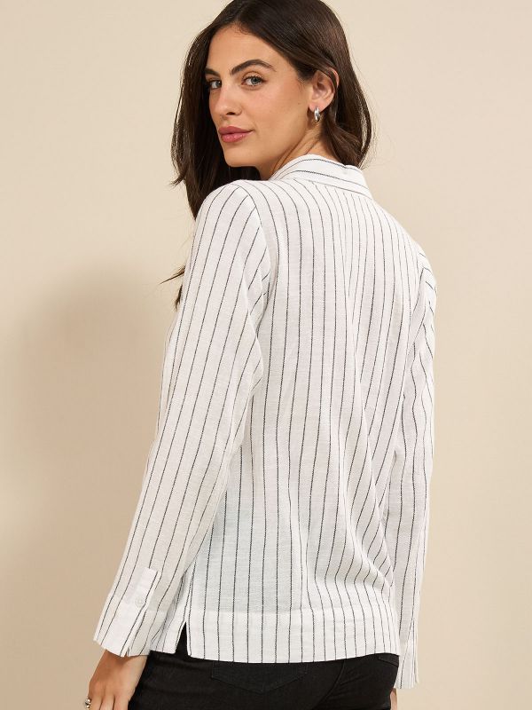 חולצת פסים מכופתרת