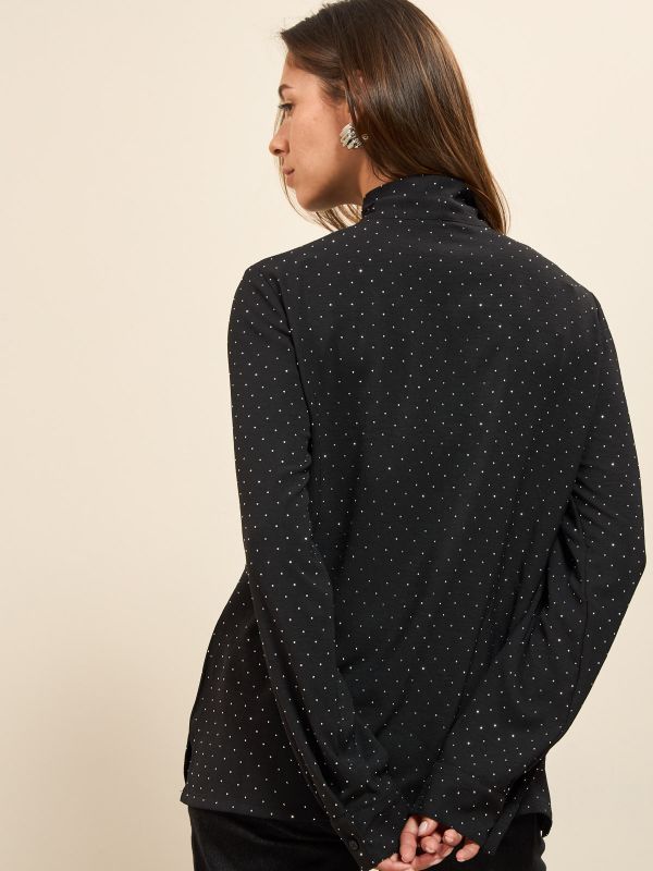 חולצת אלגנטית ניט ועניב