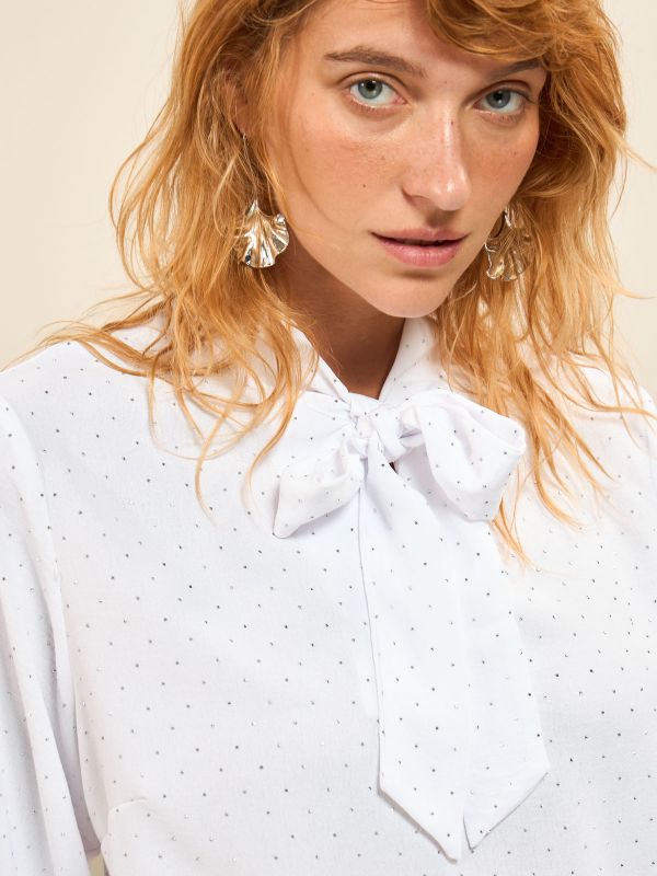 חולצת אלגנטית ניט ועניב