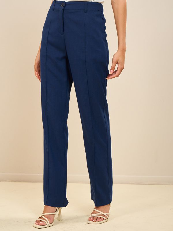 מכנסיים מחויטיים