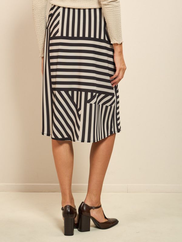 חצאית מודפסת