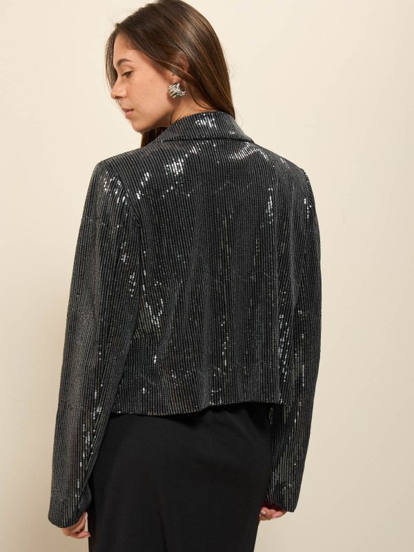 ז’קט ערב פייטים קצר