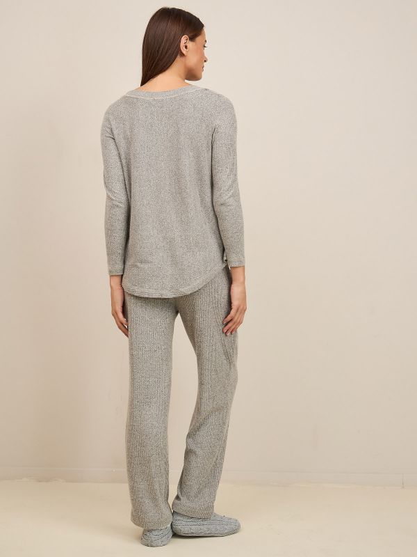 חליפת פנאי ריב