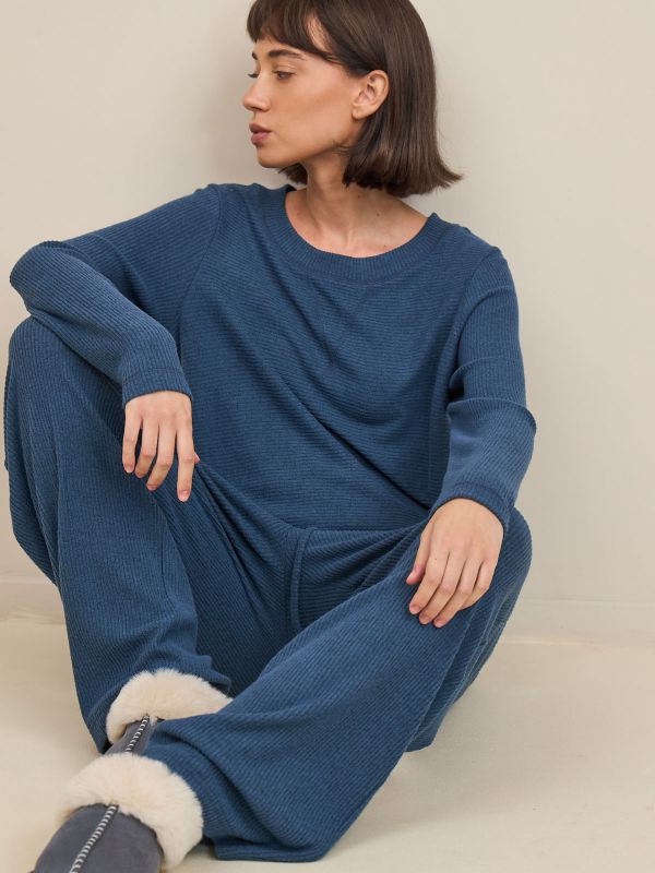 חליפת פנאי ריב