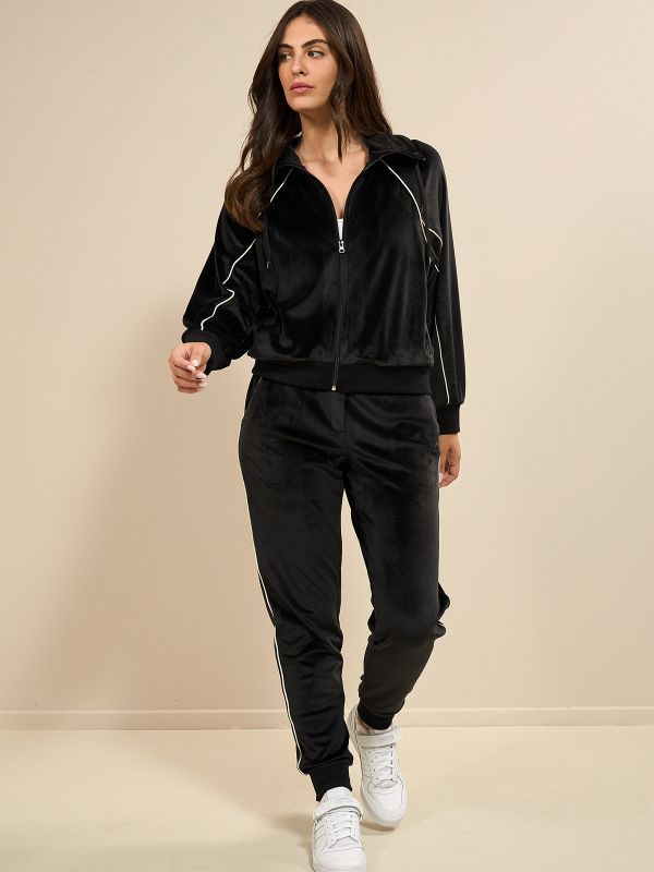 חליפה שהיא חובה