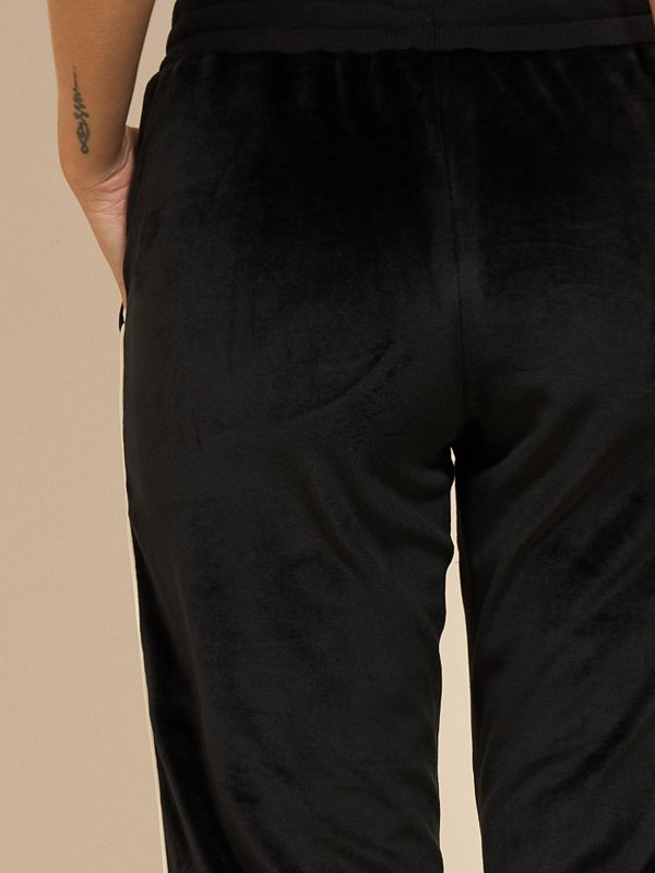 חליפה שהיא חובה