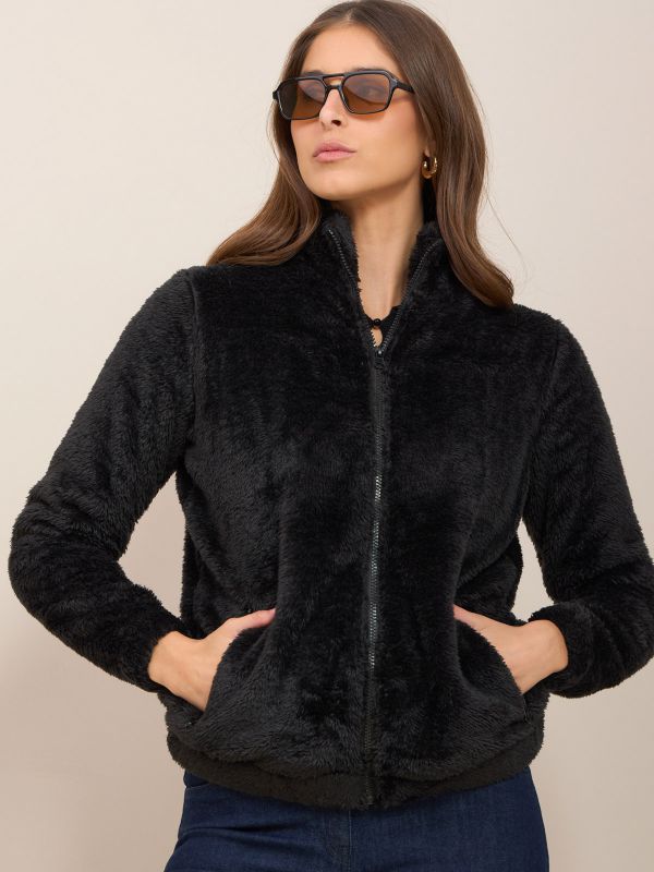 עליונית פרווה ספורטיבית