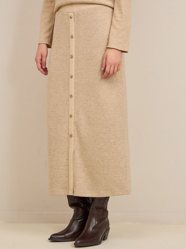 חצאית סריג כפתורים