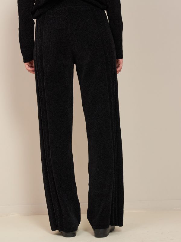 מכנסי סריג שניל