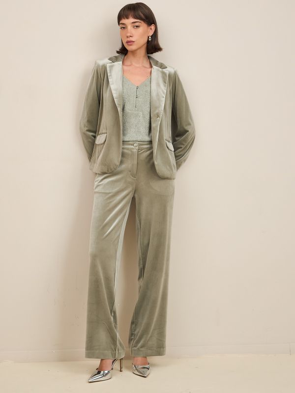 מכנסי קטיפה