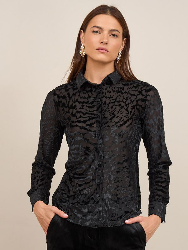 חולצת קטיפה צרובה