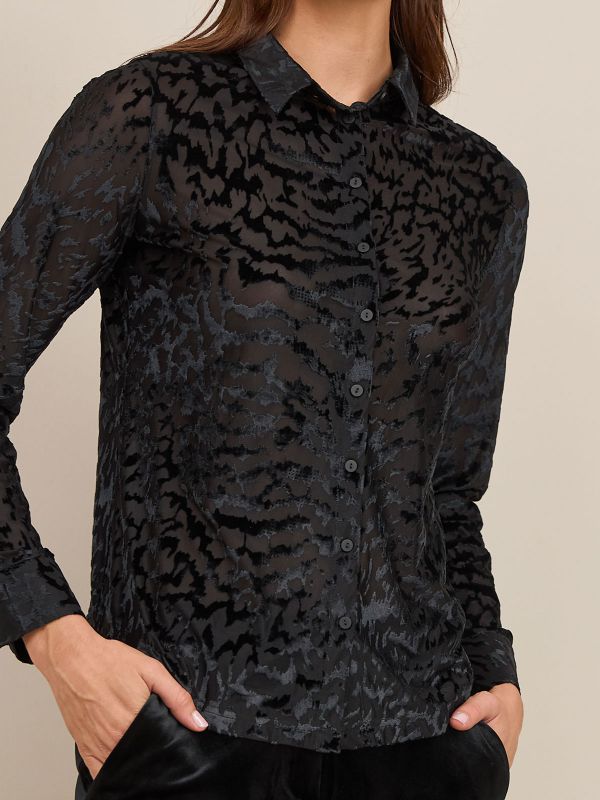 חולצת קטיפה צרובה