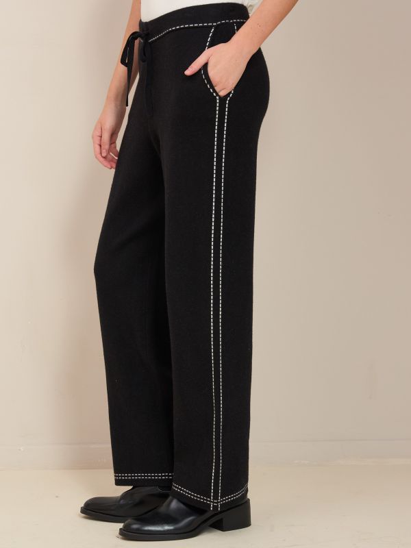 מכנסי סריג תיפורים