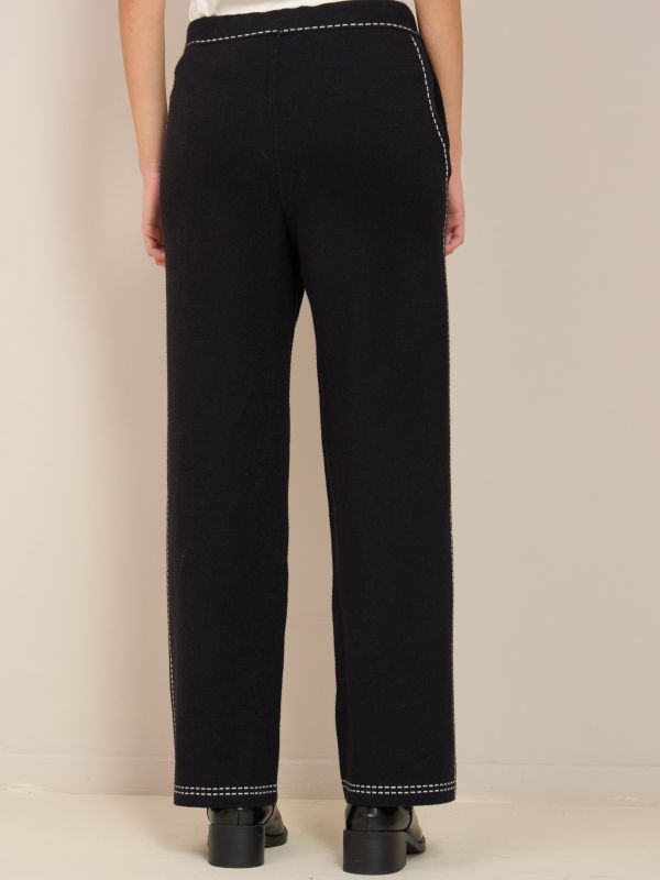 מכנסי סריג תיפורים