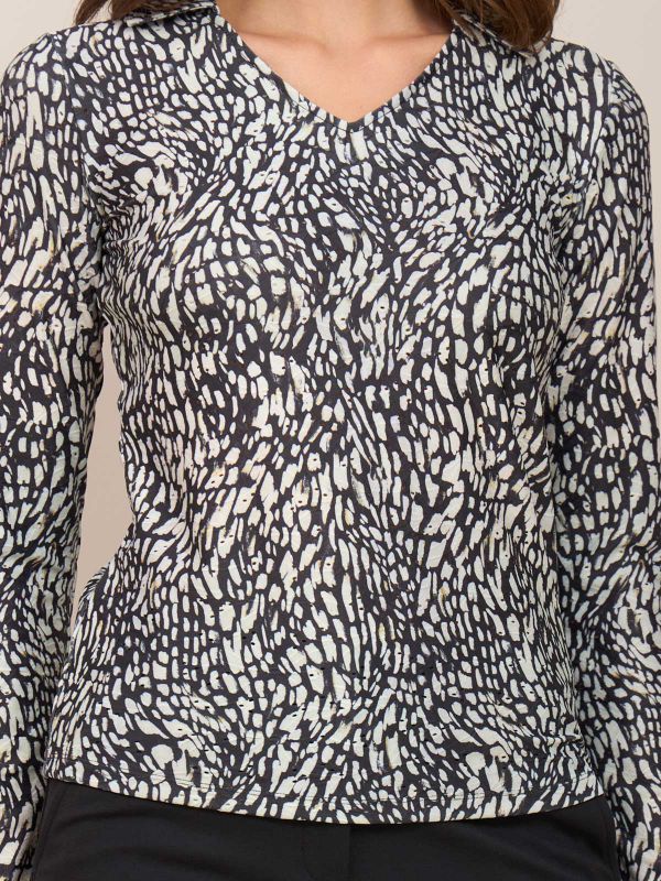 טישרט תחרה מודפסת