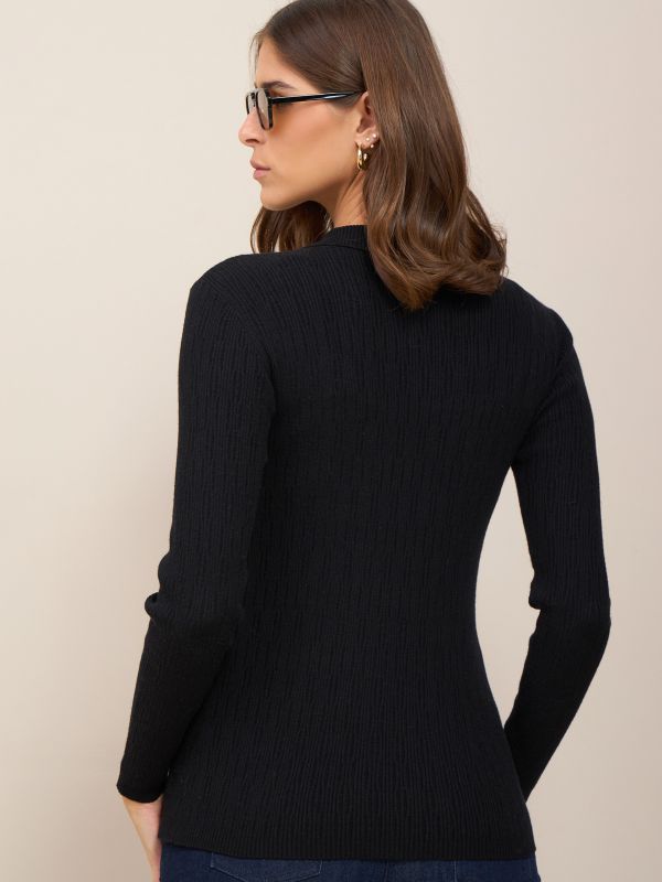 סריג ריב עם צווארון