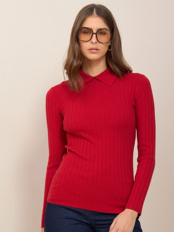 סריג ריב עם צוארון עומד