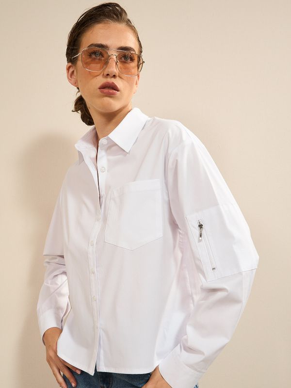 החולצה הלבנה החדשה