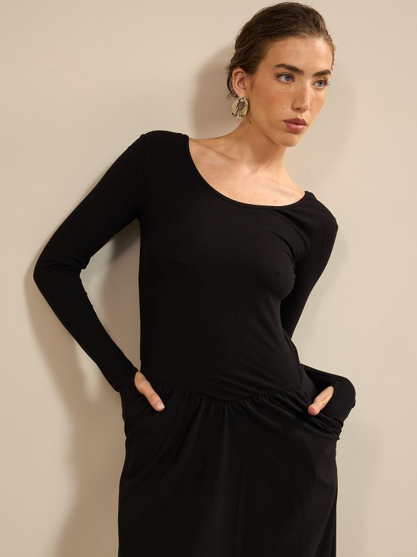 השמלה סתווית