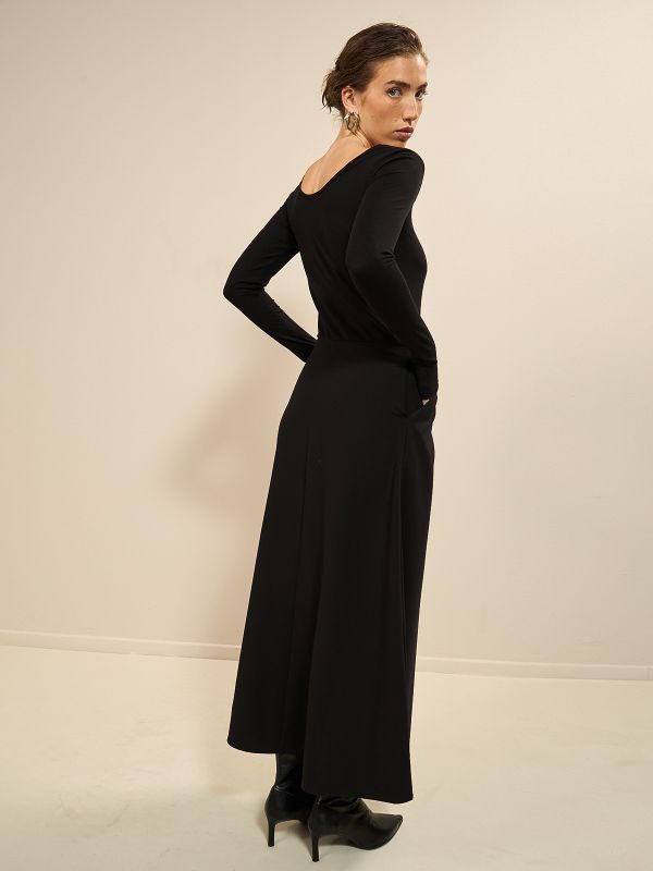 השמלה סתווית