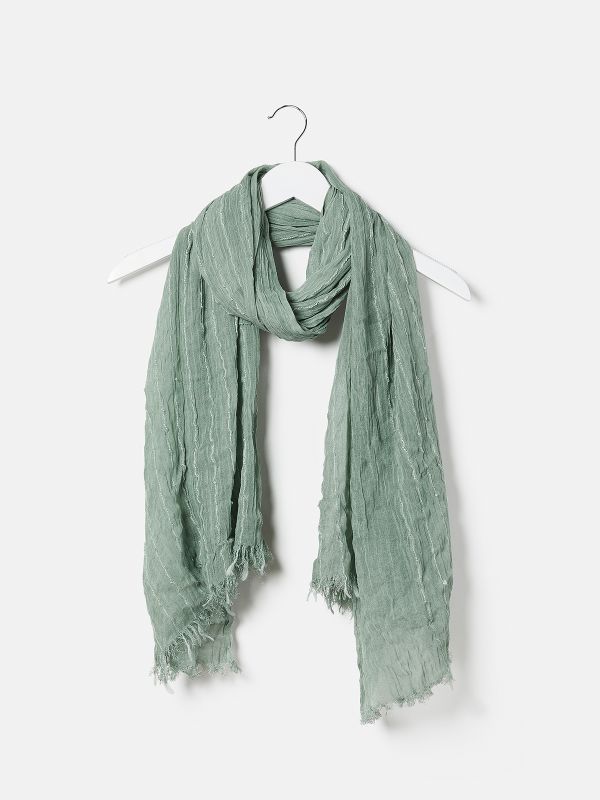 צעיף רך כיווצים