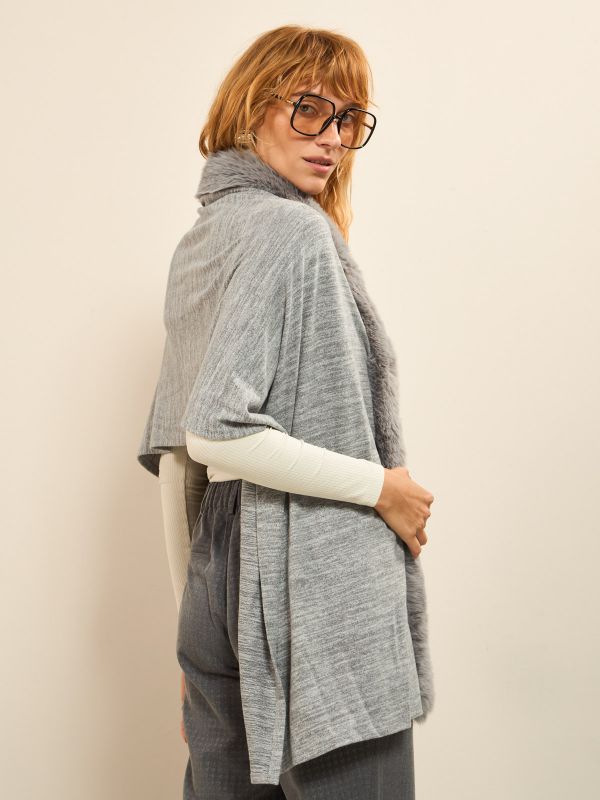 צעיף של בורדורה פרווה