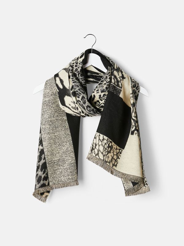 פשמינה קוביסטית מנומרת