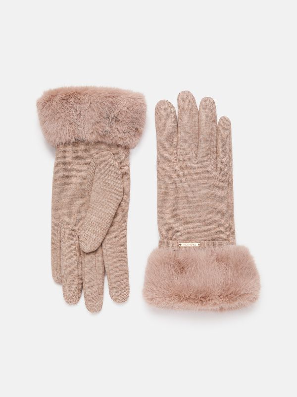 כפפות סרוגות ופרווה