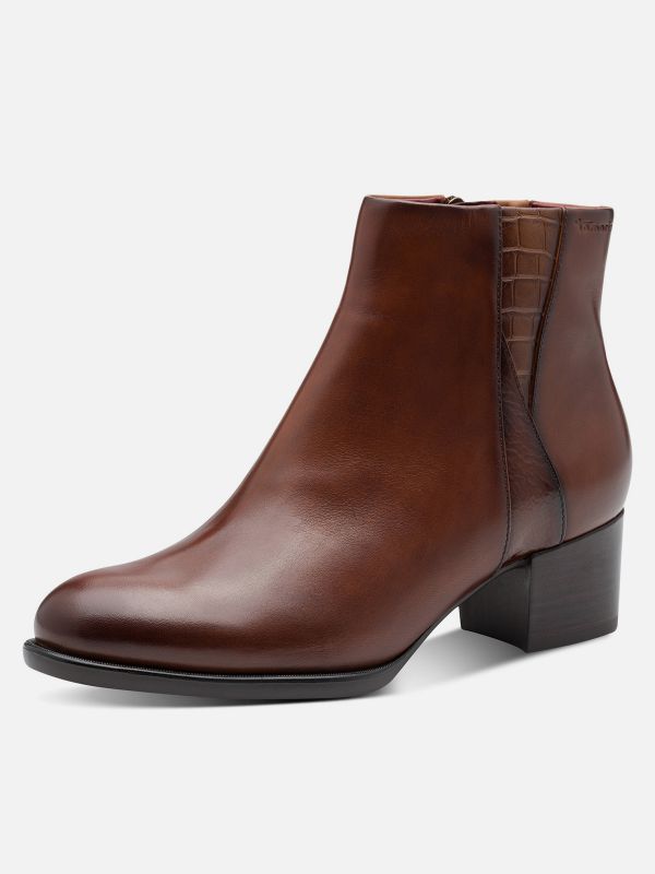 מגפון עור בעיצוב אורבני מעודכן עם רוכסן. חום מוסקט.