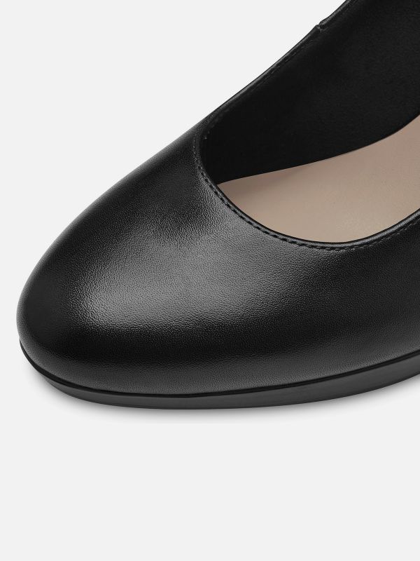 נעל עקב שחורה קלאסית. תמריס TAMARIS.