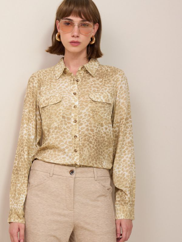 חולצה מודפסת מנומרת