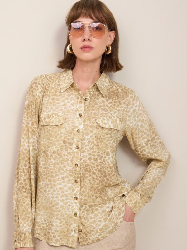 חולצה מודפסת מנומרת