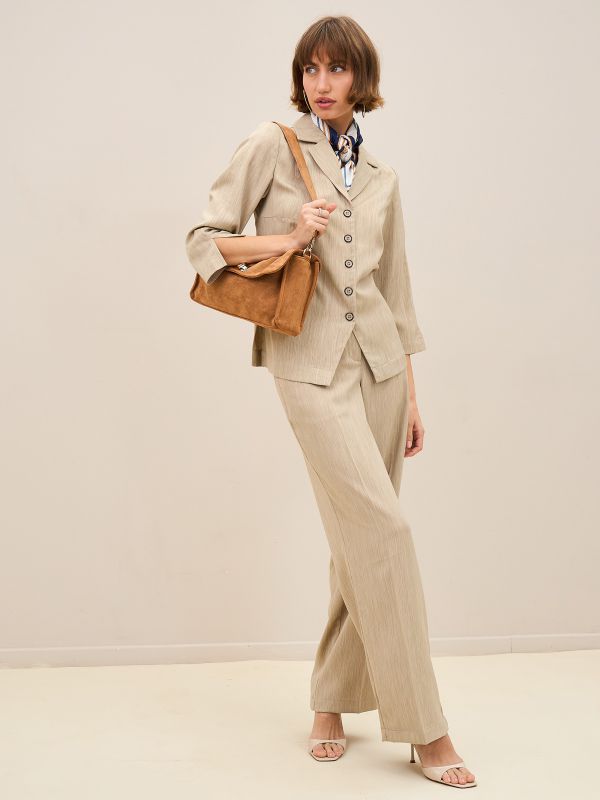 מכנסיים מחוייטים