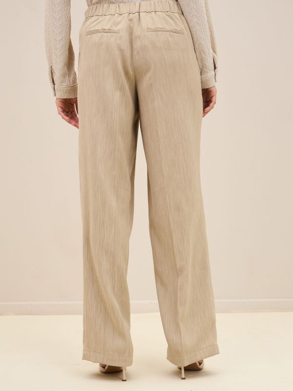 מכנסיים מחוייטים