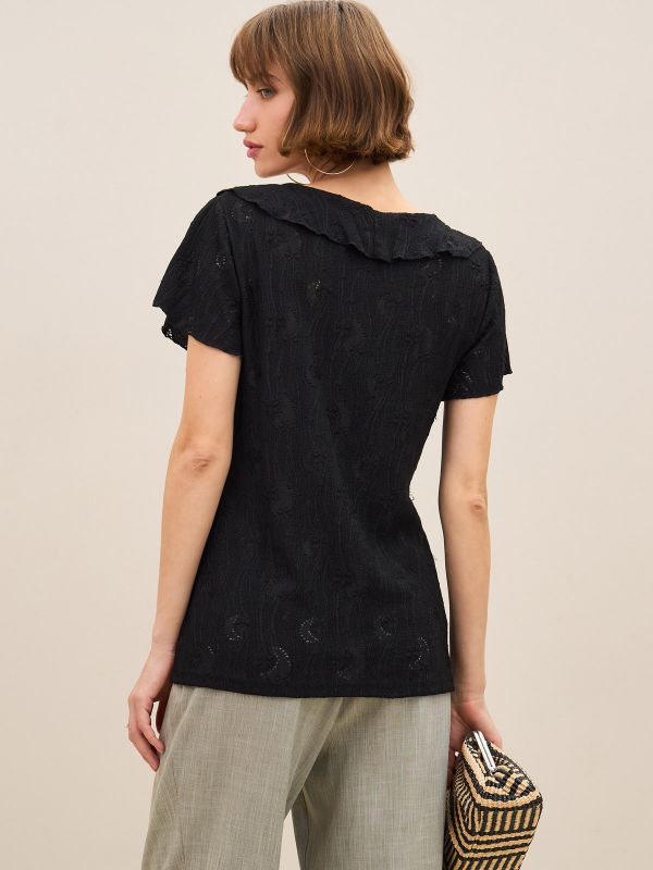 טי שרט תחרה וולנים