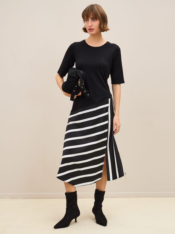 שמלת 2 בדים ופסים