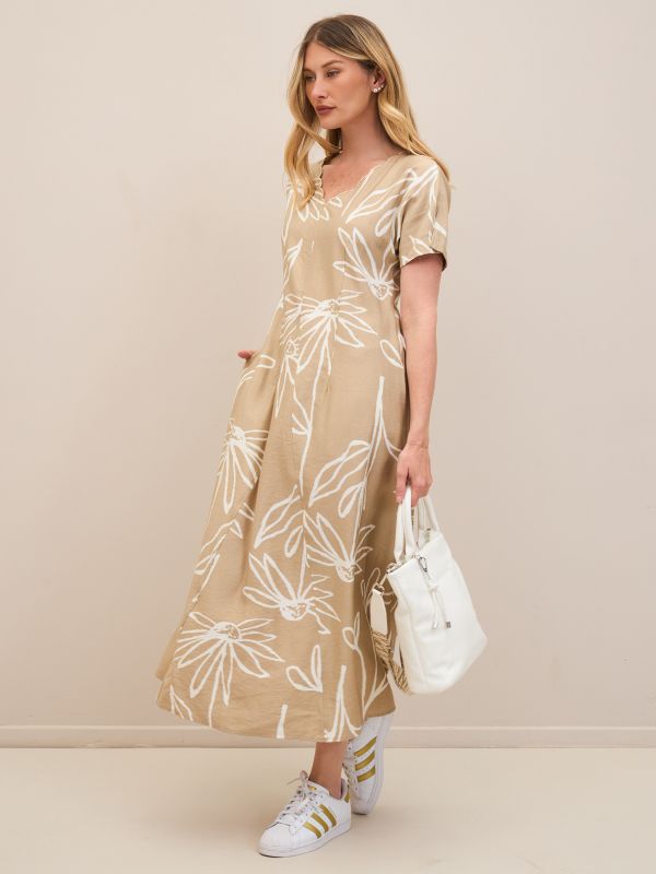 שמלת פשתן מתרחבת