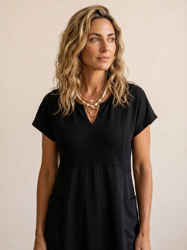 שמלה מ2 בדים