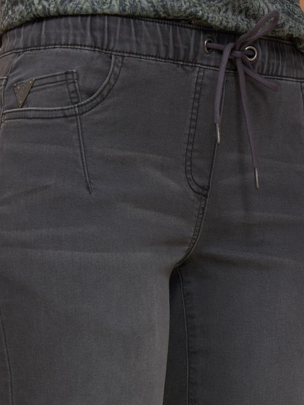 מכנס ג’ינס 7/8 גומי פרומ