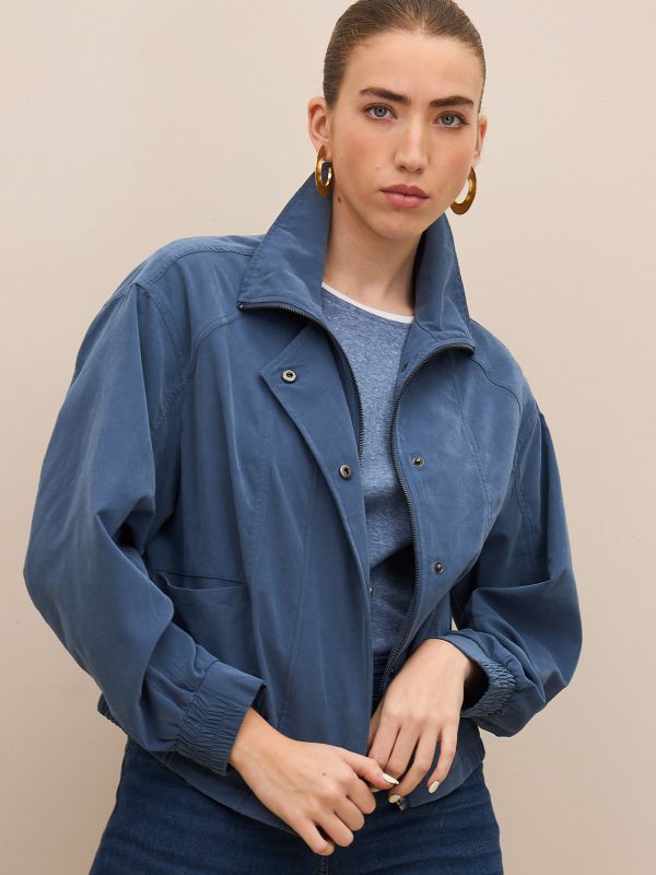 עליונית עם צוורון וLBC