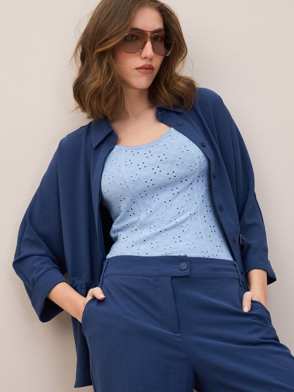 גופייה לייקרה רקמה מחוררת