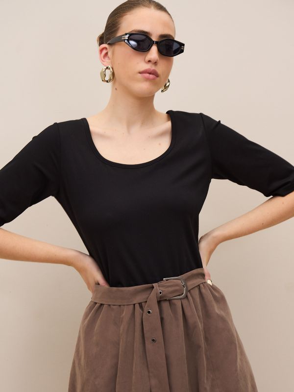 שמלה שילוב וחגורה