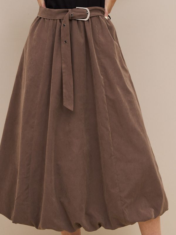 שמלה שילוב וחגורה