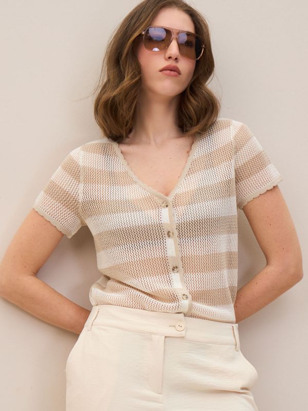 טופ קרושה כפתורים