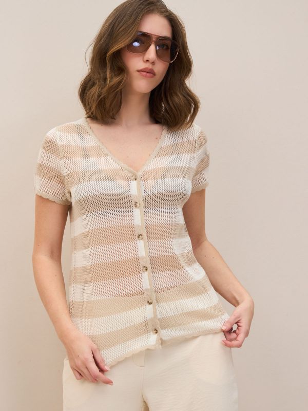 טופ קרושה כפתורים